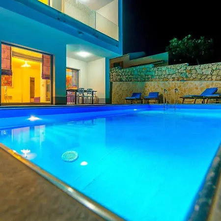 The Secret Diamond Kolan