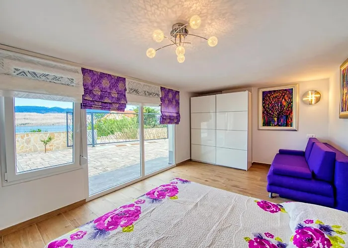 The Secret Diamond *