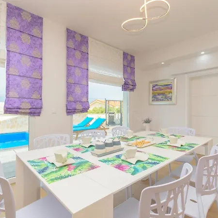 The Secret Diamond * Kolan