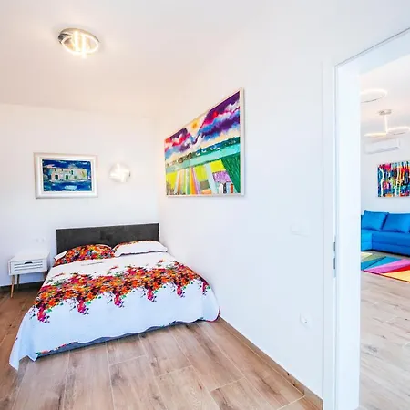 The Secret Diamond Kolan