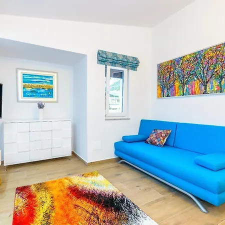 The Secret Diamond Kolan