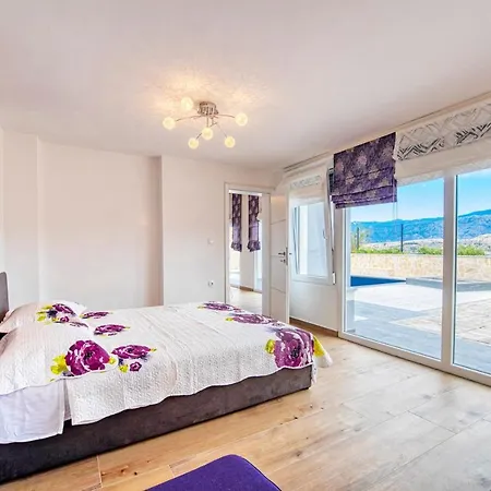 The Secret Diamond * Kolan