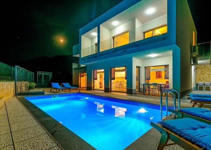 The Secret Diamond كولان