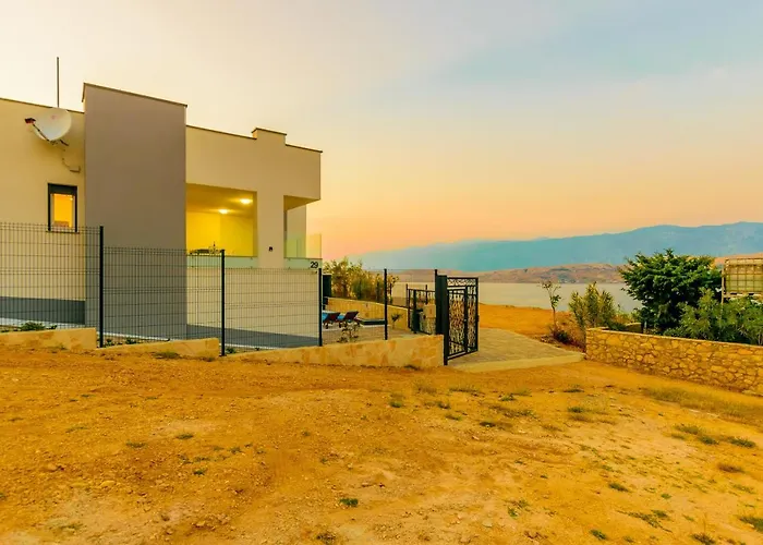 The Secret Diamond كولان