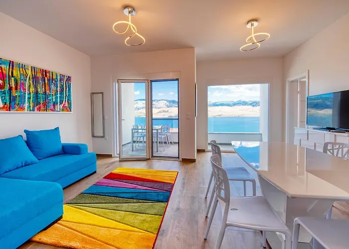 The Secret Diamond شقة