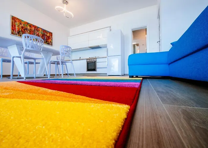 The Secret Diamond شقة